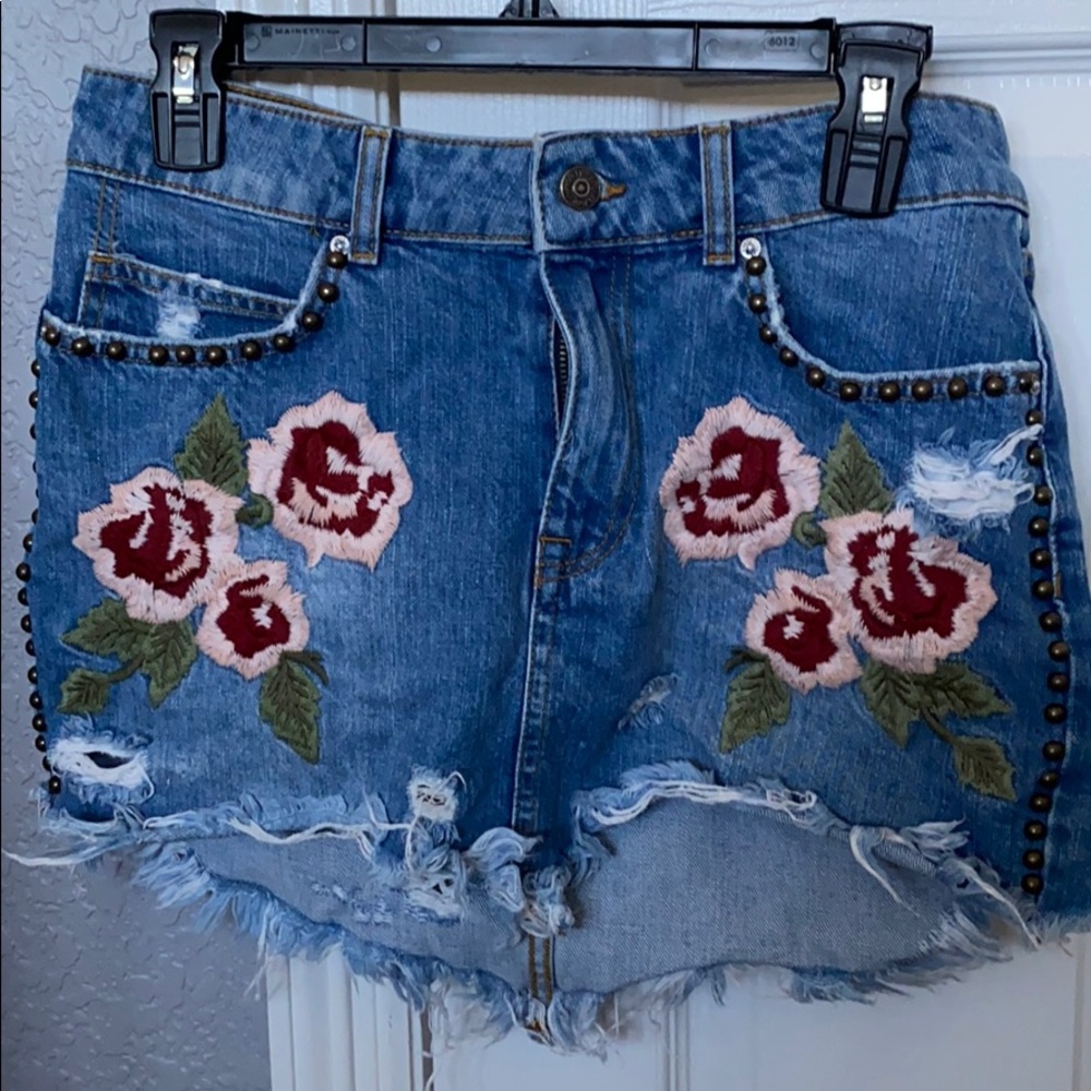 Red people mini skirt size 27